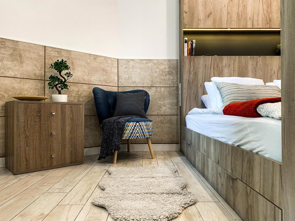 Apartment Beautiful For Couples With Air Conditioning - Old Town & Main Station Krakau